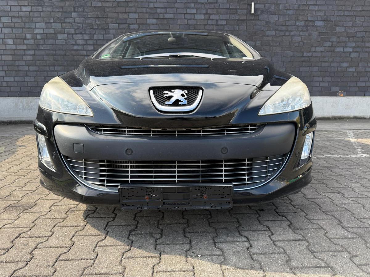 Peugeot 308 I original Stoßstange Stoßfänger vorn KTV Schwarz Vorfacelift BJ09